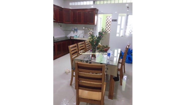 Bán nhà 1 trệt 1 lầu 150m² hướng Bắc, ô tô tới nhà, giá chỉ 3.2 tỷ